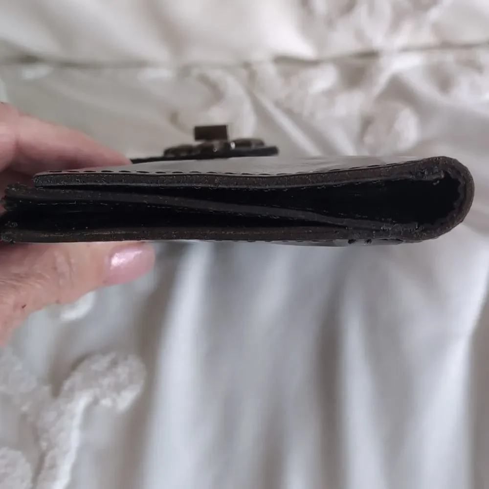 Patricia Nash 🖤 Black Patent Leather- Marene Twist Lock Wallet NWT